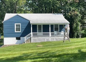 710 Crestwood Dr, Godfrey, IL 62035