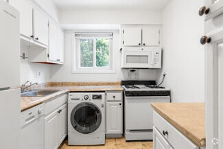 4314-4316 N Carlin Springs Rd, Arlington, VA 22203