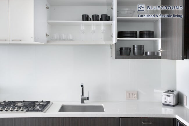 1901 Connecticut Ave NW unit FL3-ID663, Washington, DC 20009 - photo 7