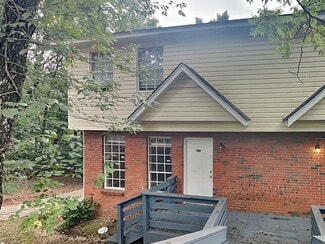 1711 6th Pl Cir NW, Center Point, AL 35215