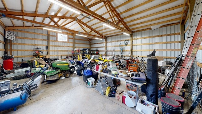 825 Academy St, Mount Angel, OR 97362 - photo 3