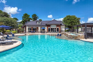 3400 Varsity Dr, Tyler, TX 75701