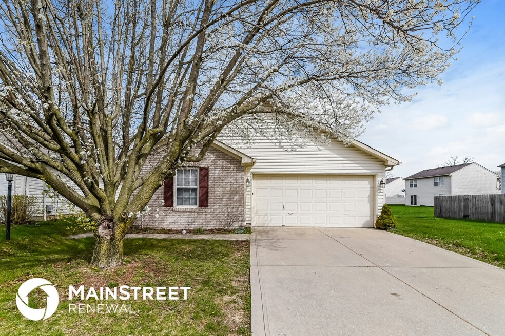 4206 Village Trace Blvd, Indianapolis, IN 46254 - photo 1