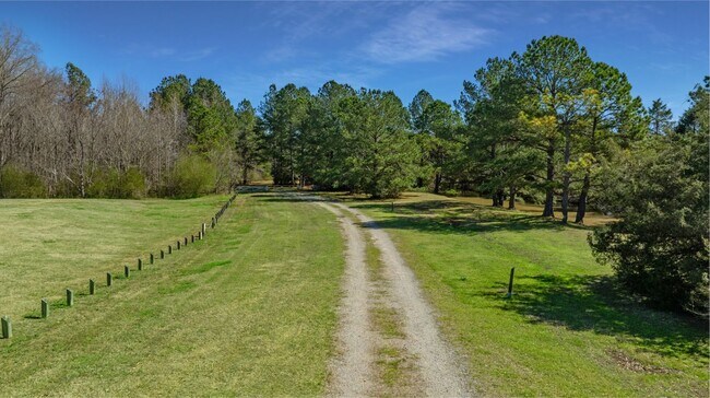 Point at Chestnut Hills