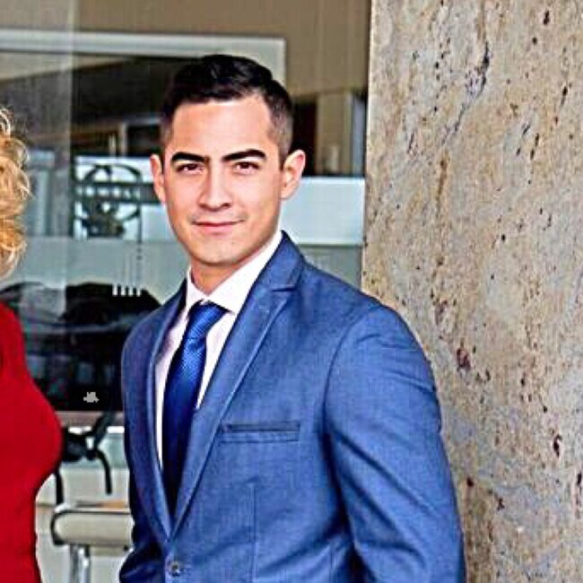 Agent Photo