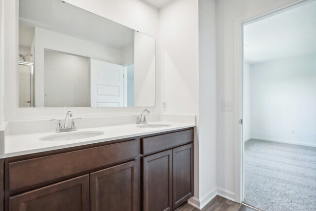 2014 Black Oak Dr, Shelbyville, IN 46176 - photo 4