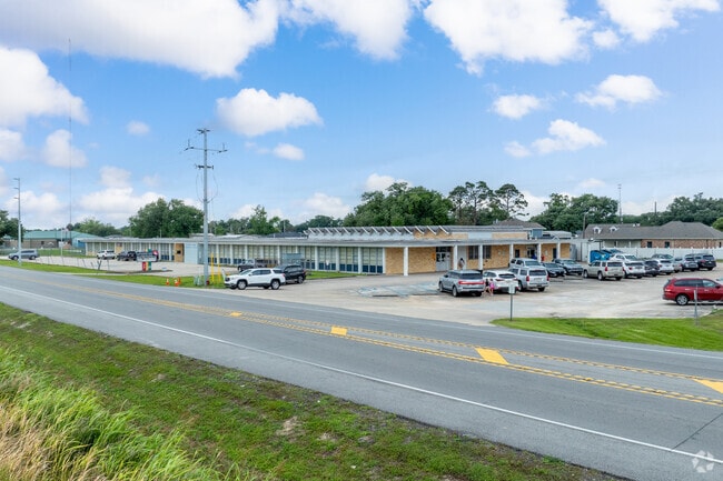 Lockport Lower Elementary School serves students from pre-k through elementary.