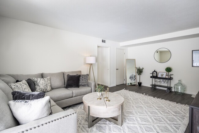 Solon Park Apartments, Solon, OH 44139 - photo 3