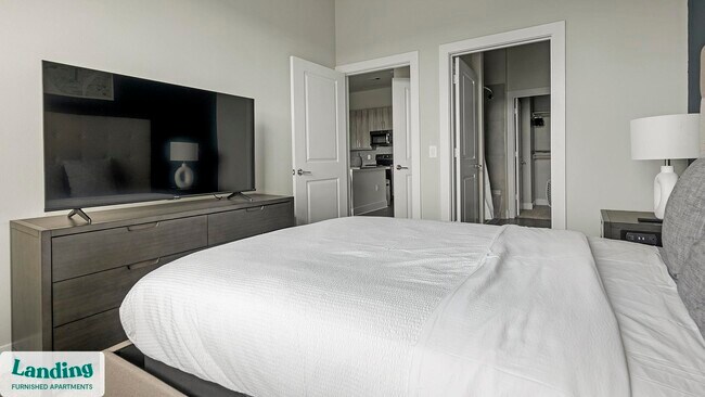 1900 Airport Commerce Dr unit 1112, Austin, TX 78741 - photo 5