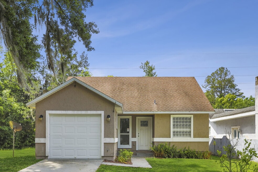 108 E Manson Rd, Hastings, FL 32145 - photo 1