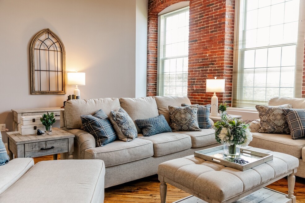 25 Canal, Allenstown, NH 03275 - photo 1