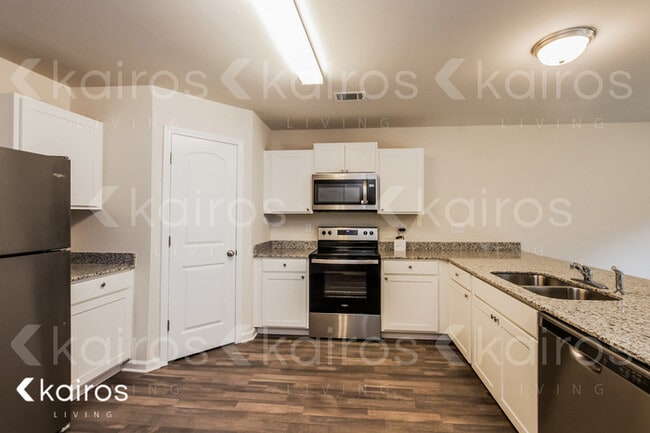 270 Christopher St, Duncan, SC 29334 - photo 5