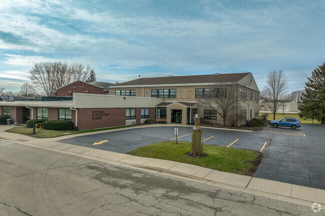 Steward Elementary School is located off of main street.