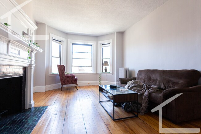 16 Glenville Ave unit 3, Allston, MA 02134 - photo 4