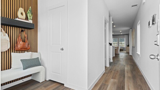 1246 Sandy Shore Ln, Iowa Colony, TX 77583 - photo 3