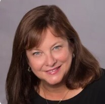Leslie Clayton