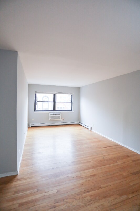 2828 N Cambridge Ave Unit 10, Chicago, IL 60657