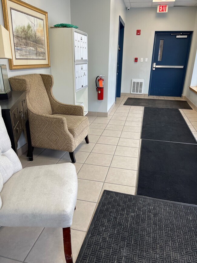 North Plymouth Terrace, Rochester, NY 14614 - photo 5