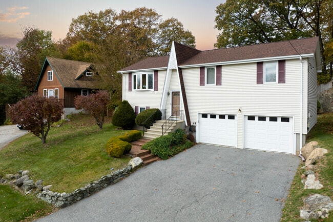 Thorton homes come in a variety of architecturally unique styles.