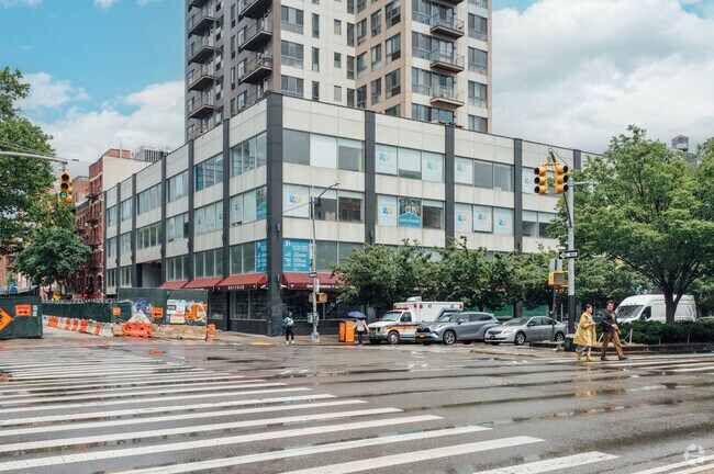 Great Oaks Charter School is located on the corner of Forsyth and Delancey St.