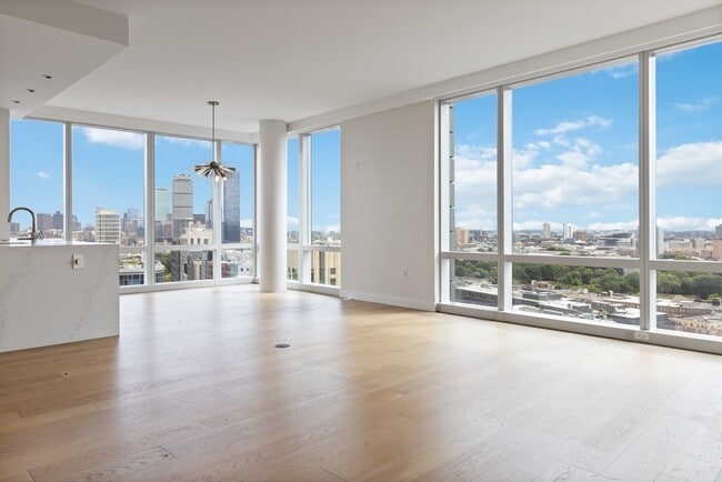 201 Brookline Ave unit J20, Boston, MA 02215 - photo 4