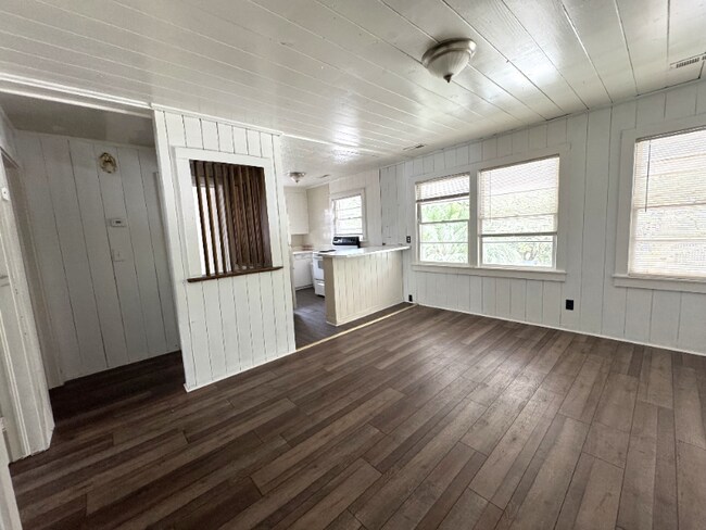 7203 Porcher Dr unit 2, Myrtle Beach, SC 29572 - photo 2