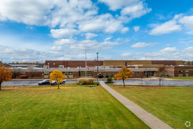 West Jefferson Middle School is located in Madison County, West Jefferson Ohio.