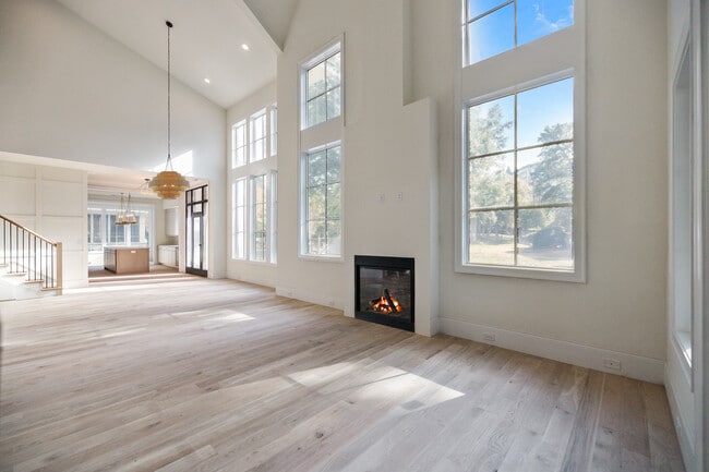 1632 Ferncliff Rd, Charlotte, NC 28211 - photo 2