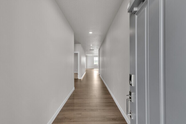 3277 N Darwin Fox St S unit 36630877, Post Falls, ID 83854 - photo 3