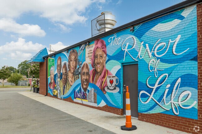 Beatties Ford Road has many murals for University Park residents and the public to enjoy.