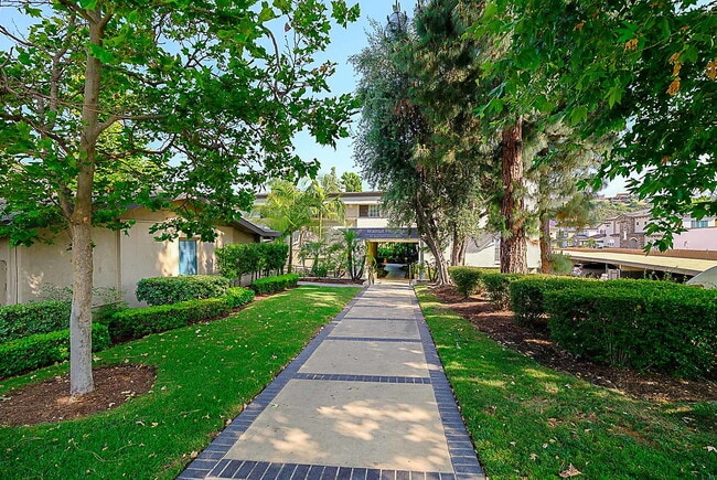 Walnut Heights, Walnut, CA 91789 - photo 4