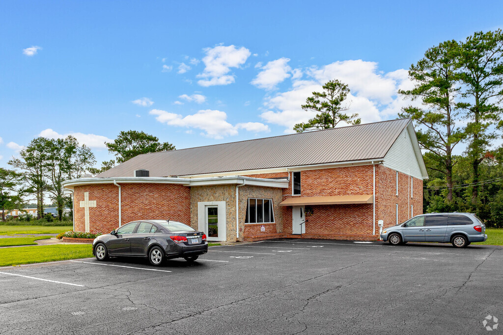 Grace Christian School is an intimate Christian School in Outlying Horry County.