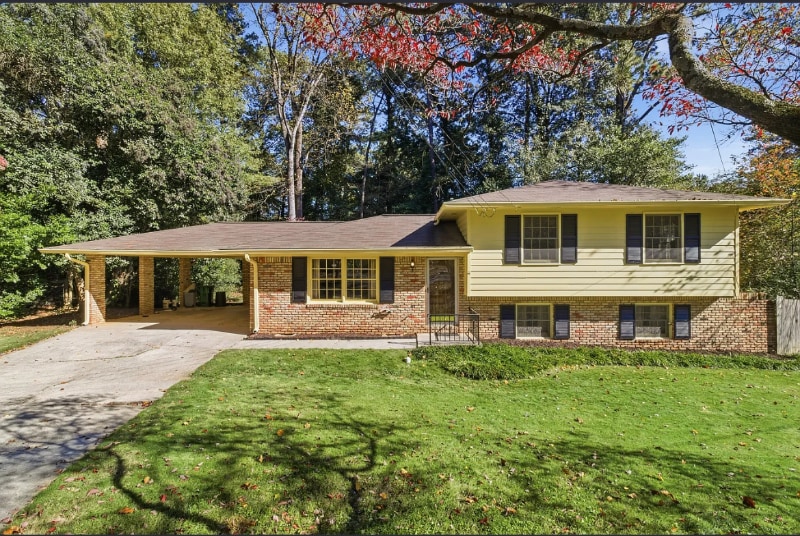 2931 Cherokee Ct, Atlanta, GA 30340 - photo 1