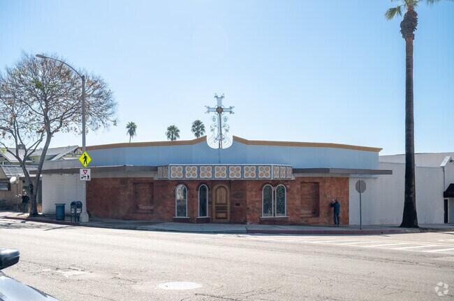 Tabernacle of David Christian Academy is a private school.
