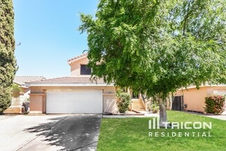 1004 W Hudson Way, Gilbert, AZ 85233