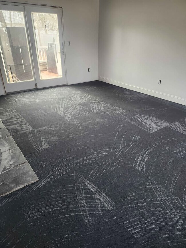 24 Pine St unit 1, Lake Grove, NY 11755 - photo 3