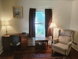 412 W Saginaw St Unit 1, Lansing, MI 48933