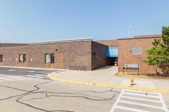 Brooks Middle School serves grades 6-8.