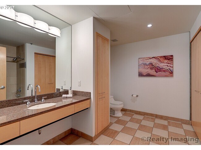 420 NW 11th Ave unit 709, Portland, OR 97209 - photo 6