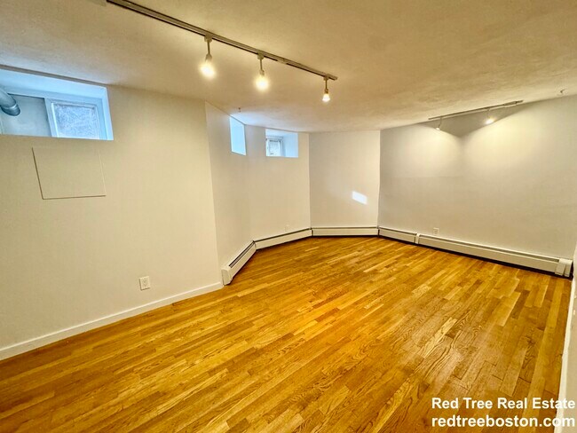 145 Chiswick Rd, Brighton, MA 02135 - photo 6