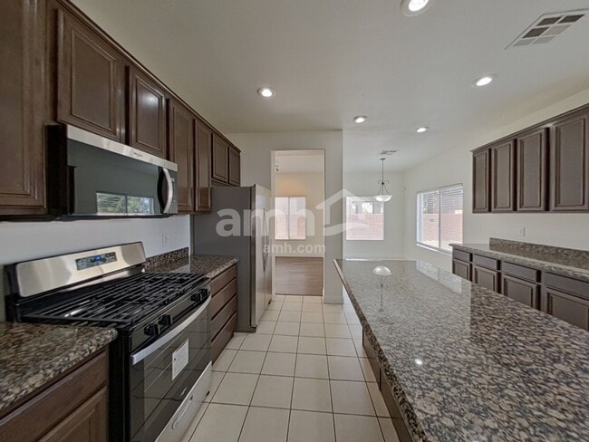 2974 E Gables Vale Ct, Las Vegas, NV 89121 - photo 4