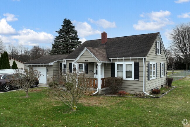 Single story homes are in many neighborhoods as well as the more rural sections of Swanton.