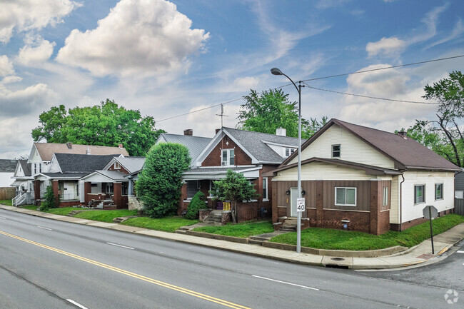 Rows of bungalow homes line the streets of STAR.
