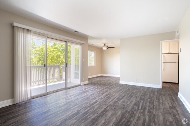 Crestview Terrace, Hayward, CA 94544 - photo 4