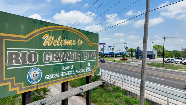 NH_RioGrandeCity_1004135_P2_V2_BG_052225
