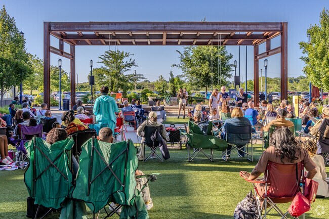 Outdoor events are hosted seasonally at Easton Town Center.
