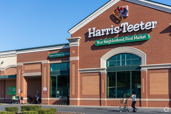 Harris Teeter is the go-to spot in Long Neck for groceries.