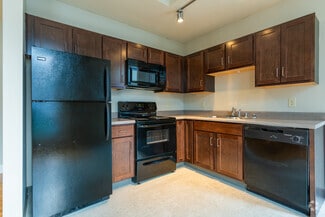 566 S 4th St, Louisville, KY 40202