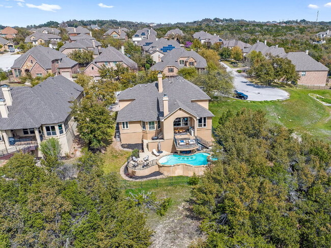 17401 Rush Pea Cir, Austin, TX 78738 - photo 4