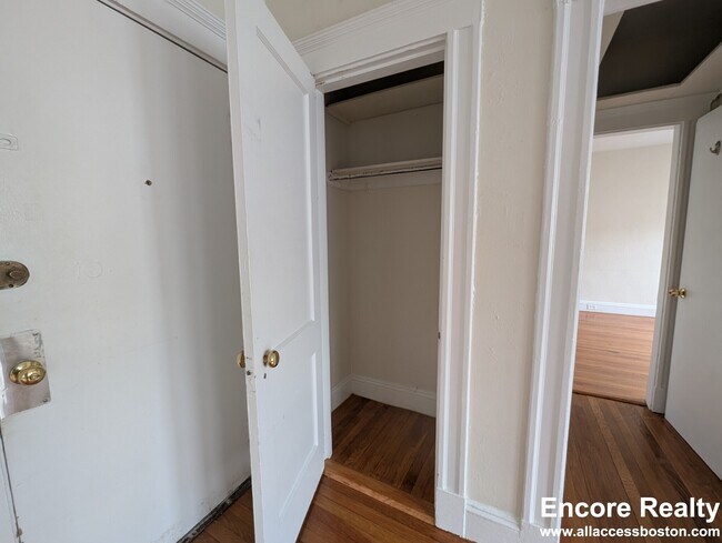 1171 Boylston St unit 44, Boston, MA 02215 - photo 3